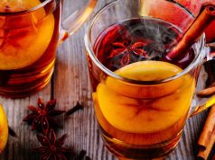 Lahodný hrejivý jablkovo-čajový nápoj s korením – Ideálny na zimné večery